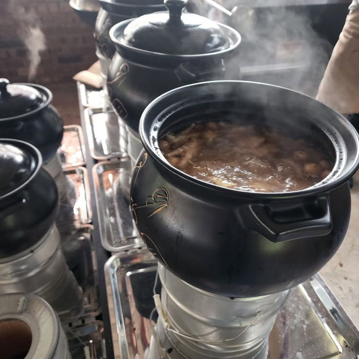 Canton Kitchen charcoal slow boiled soup